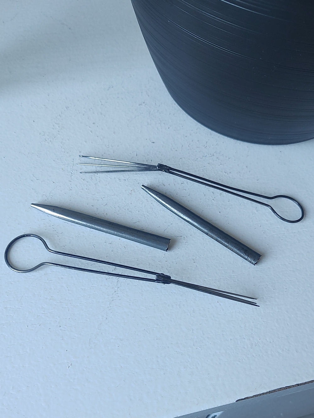 Bundle Of 2 Vintage Crochet Tools
